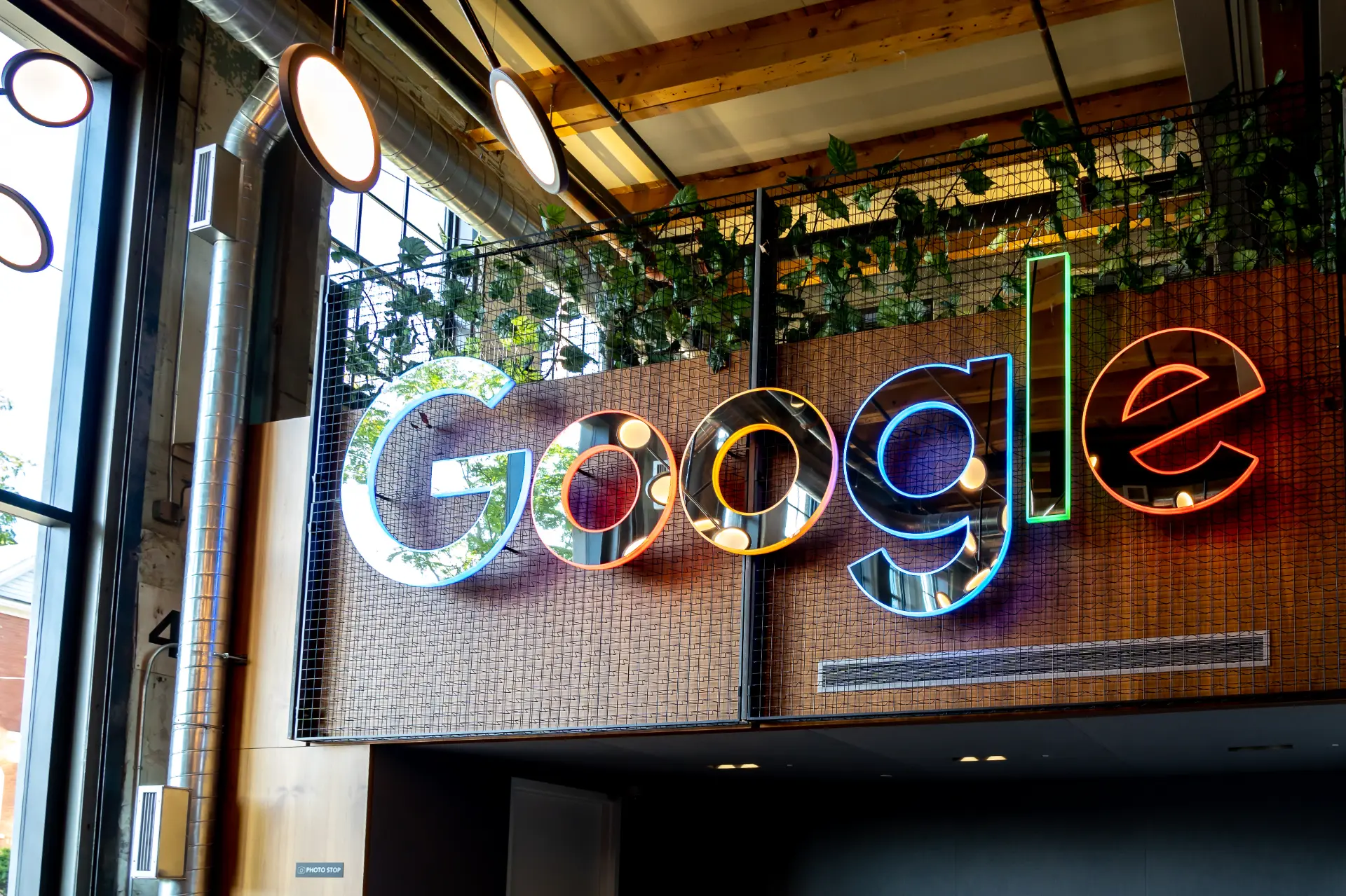 Google rimuove il divieto sull'uso dell'IA