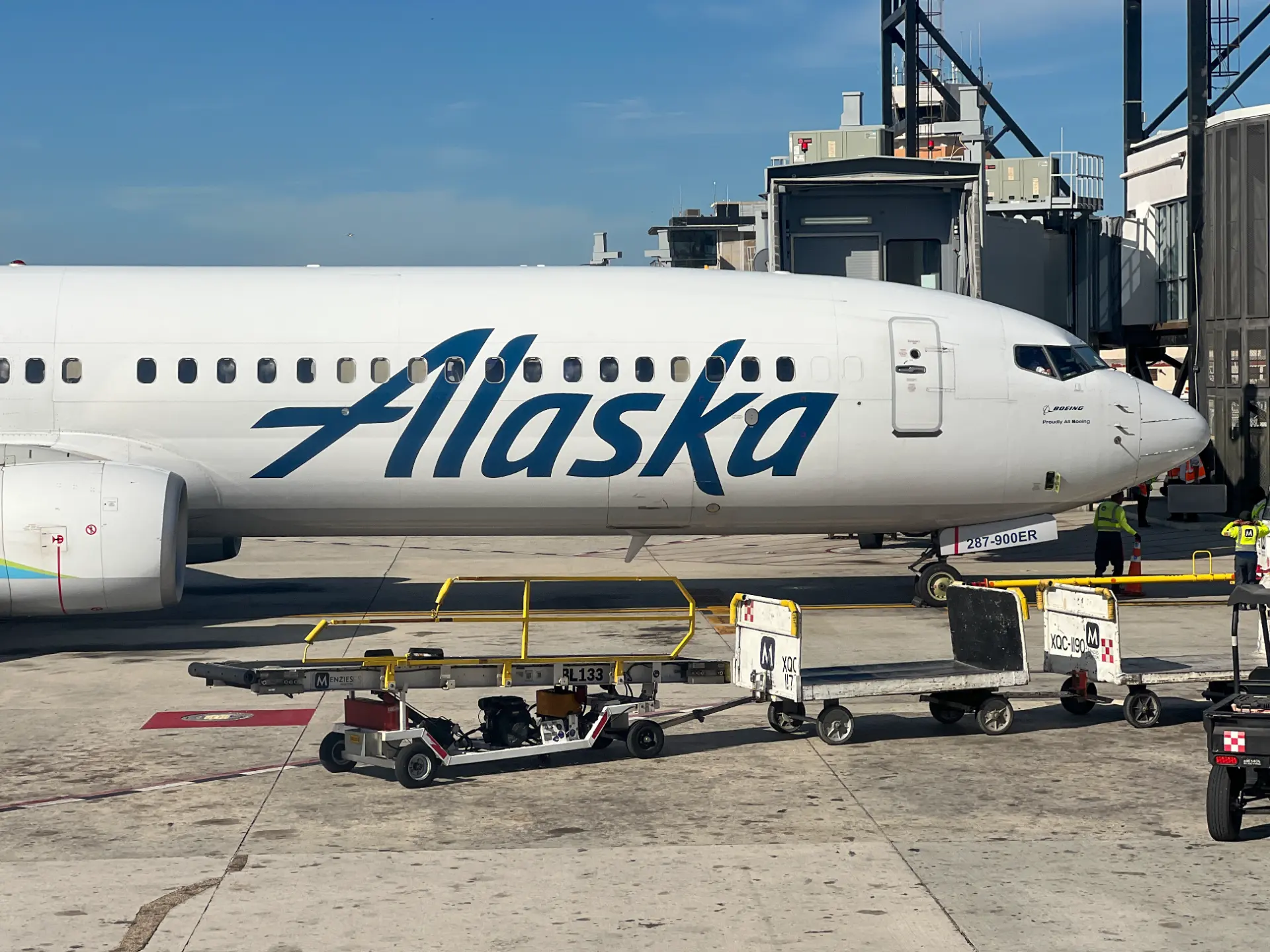 Balckout Alaska Airlines