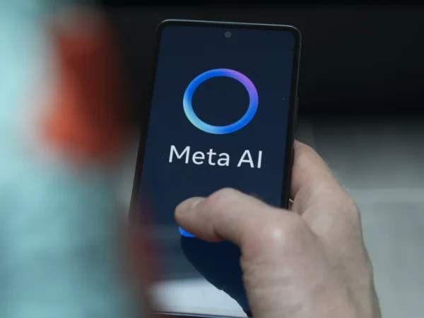 Meta AI appear on WhatsApp